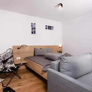  Apartment Ansitz Brandjocch